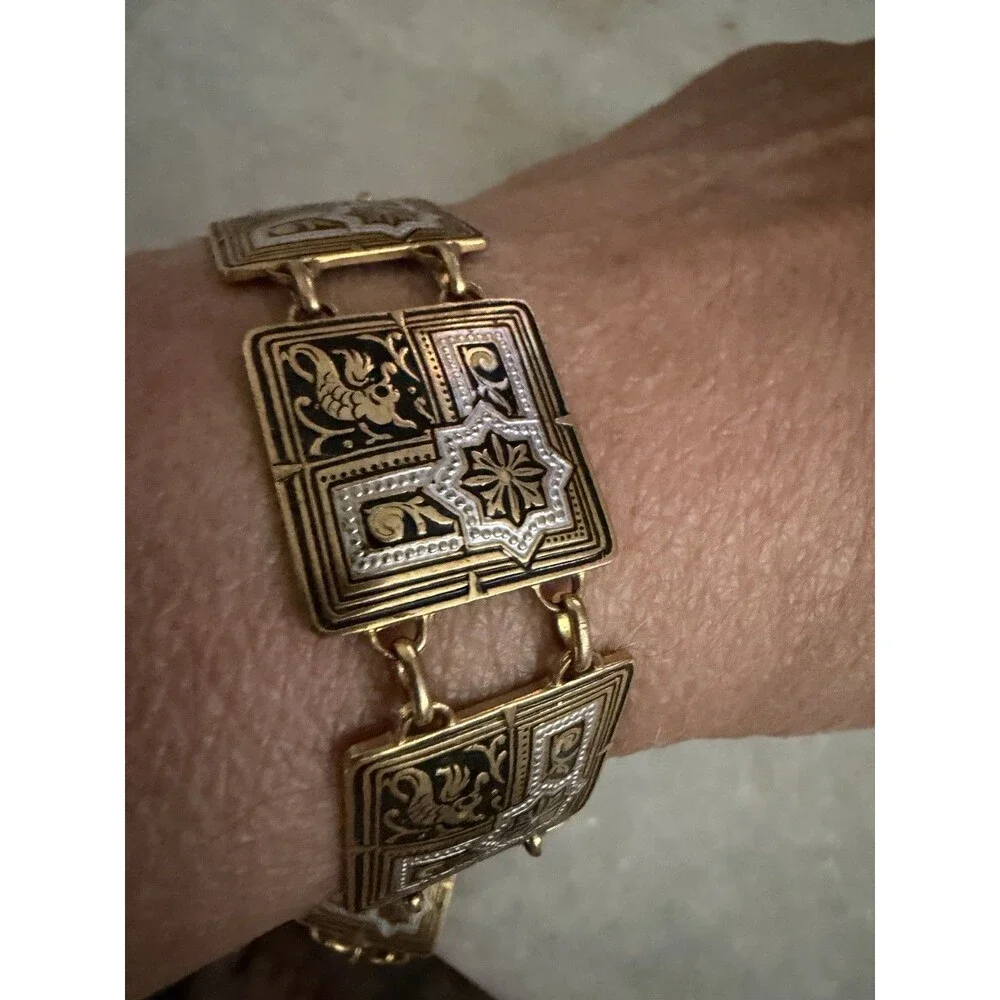 Vintage Damascene Gold Tone Safety Chain Square Link Bracelet